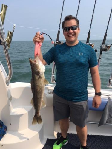 Fishfull Fishing Charters - Lake Erie Fishing.